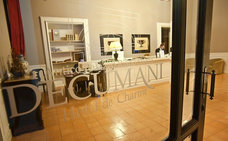 Decumani Hotel De Charme เนเปิลส์ ภายนอก รูปภาพ